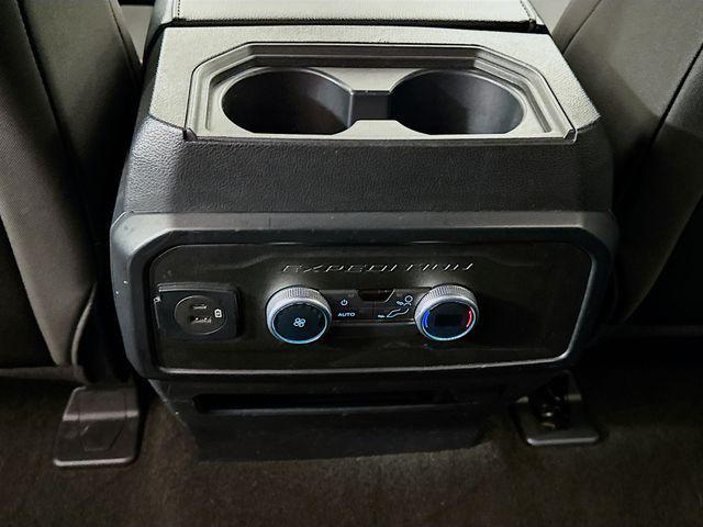 Photo of 2021 Magnetic Ford Expedition