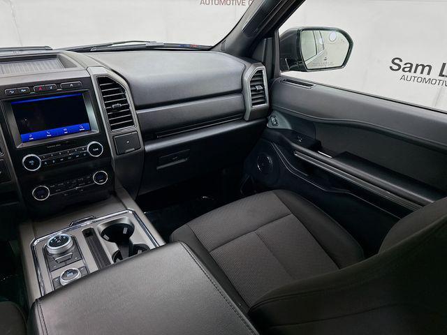 Photo of 2021 Magnetic Ford Expedition