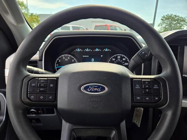 Photo of 2022 Oxford White Ford F-150
