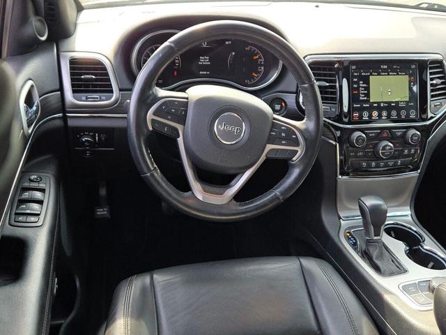 Photo of 2019 Granite Crystal Metallic Clearcoat Jeep Grand Cherokee