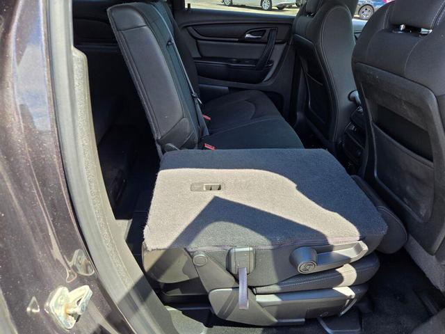 Photo of 2015 Iridium Metallic GMC Acadia