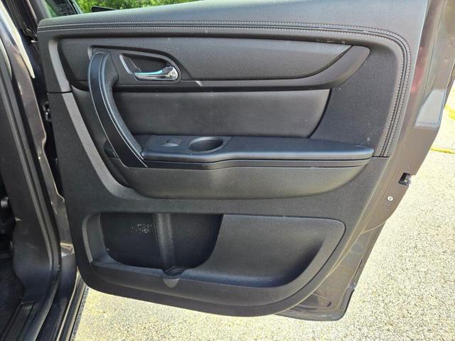 Photo of 2015 Iridium Metallic GMC Acadia
