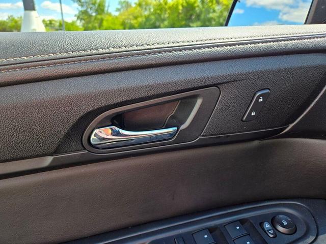 Photo of 2015 Iridium Metallic GMC Acadia