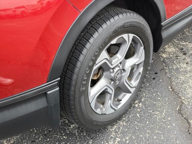 Photo of 2017 Molten Lava Pearl Honda CR-V