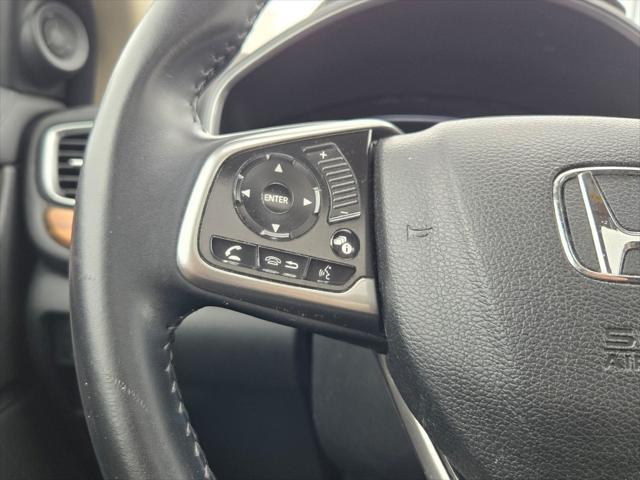 Photo of 2017 Molten Lava Pearl Honda CR-V