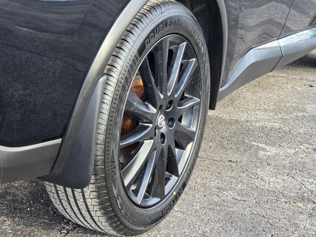 Photo of 2020 Super Black Metallic Nissan Murano