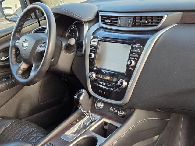 Photo of 2020 Super Black Metallic Nissan Murano