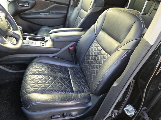 Photo of 2020 Super Black Metallic Nissan Murano