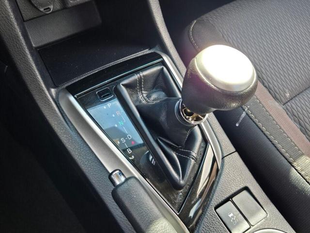 Photo of 2019 Black Sand Pearl Toyota Corolla