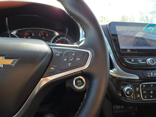 Photo of 2023 White Chevrolet Equinox