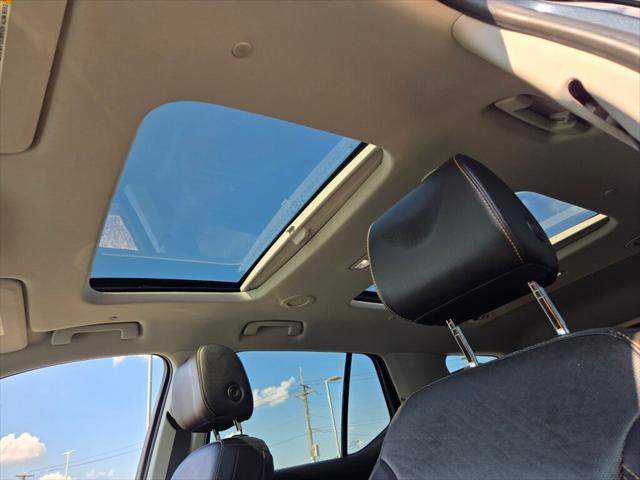 Photo of 2020 Graphite Metallic Chevrolet Traverse