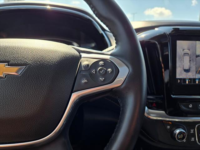 Photo of 2020 Graphite Metallic Chevrolet Traverse