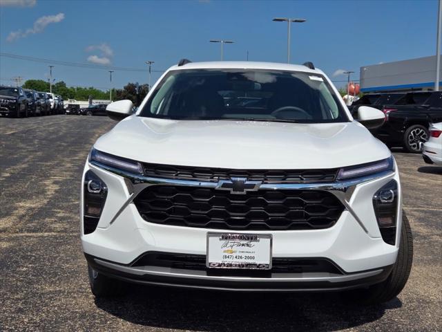 Photo of 2025 Summit White Chevrolet Trax