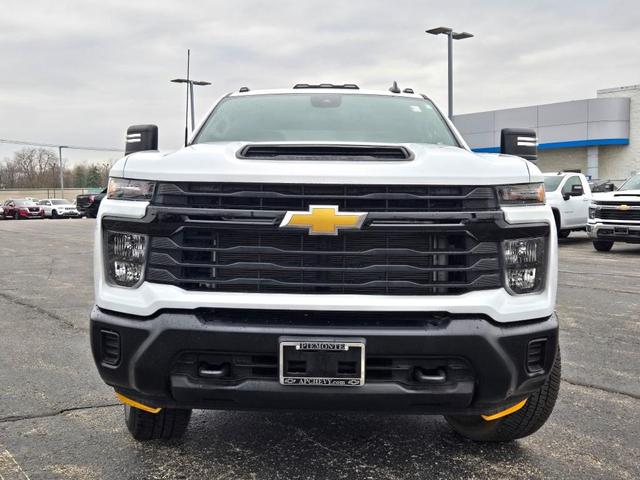 Photo of 2024 Summit White Chevrolet Silverado 2500