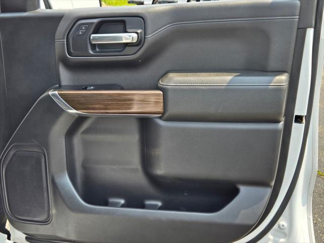 Photo of 2019 Summit White Chevrolet Silverado 1500