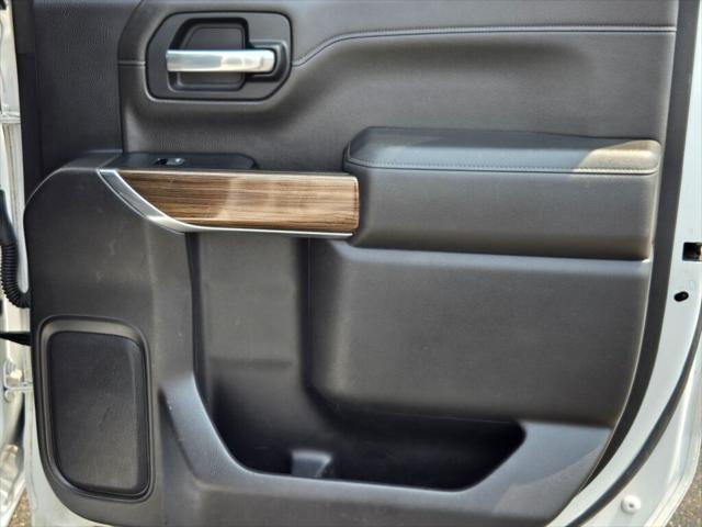 Photo of 2019 Summit White Chevrolet Silverado 1500