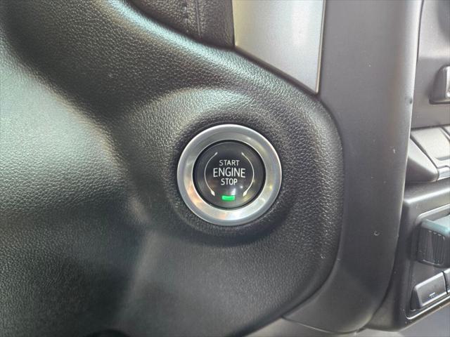Photo of 2019 Summit White Chevrolet Silverado 1500
