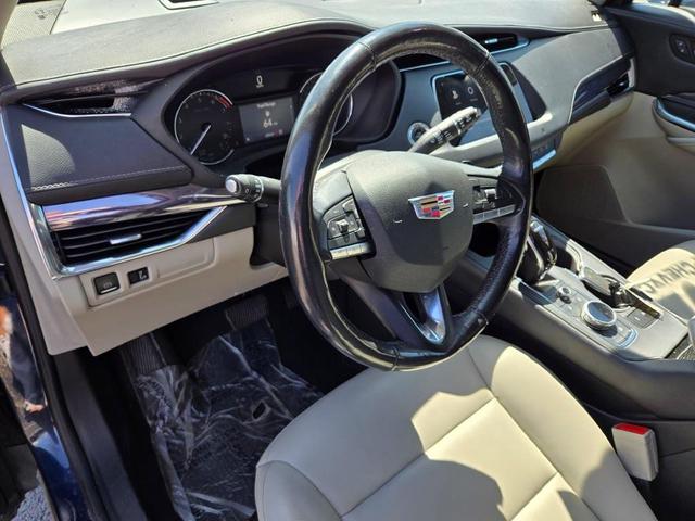 Photo of 2021 Stellar Black Metallic Cadillac XT4