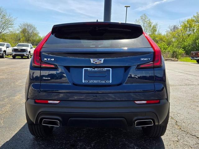 Photo of 2021 Stellar Black Metallic Cadillac XT4