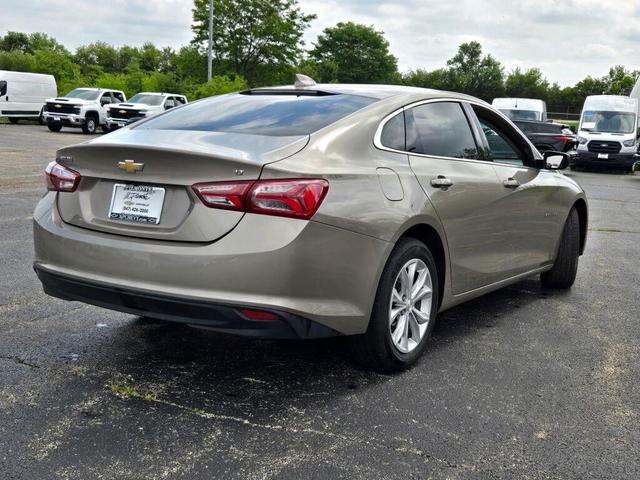 Photo of 2022 Mineral Gray Metallic Chevrolet Malibu