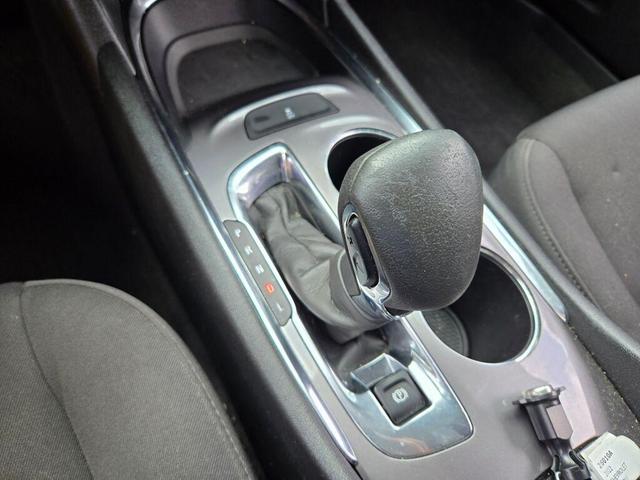 Photo of 2022 Mineral Gray Metallic Chevrolet Malibu