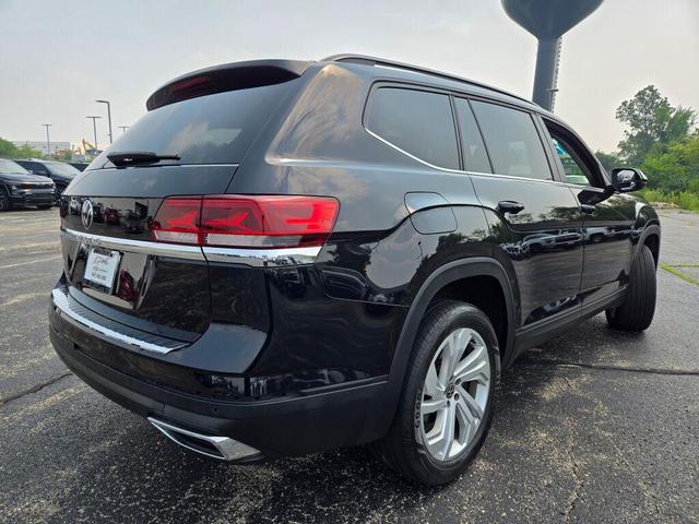 Photo of 2021 Deep Black Volkswagen Atlas