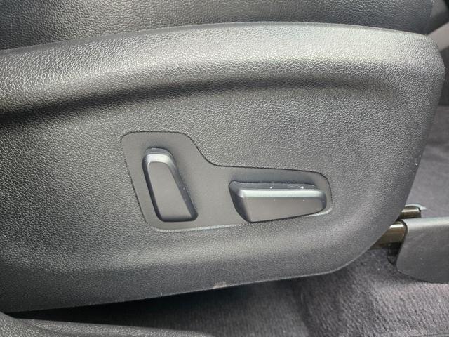 Photo of 2017 Platinum Graphite Kia Sorento