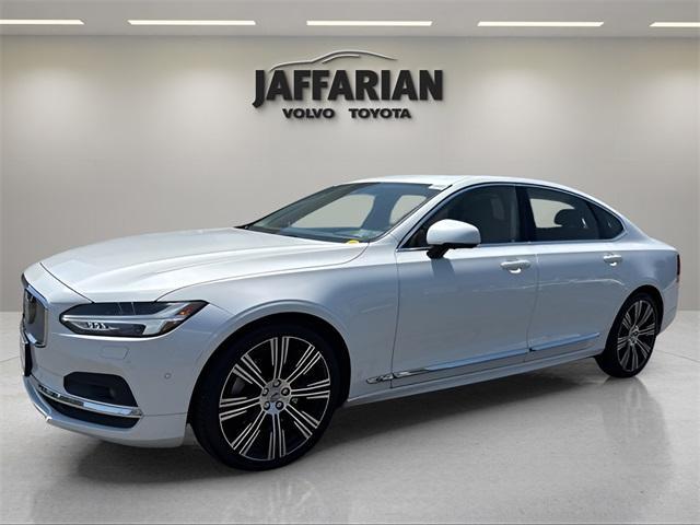 2023 Volvo S90