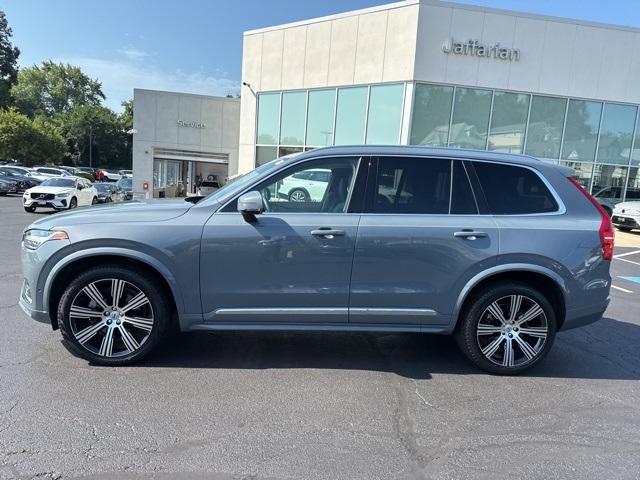 Photo of 2023 Thunder Gray Metallic Volvo XC90