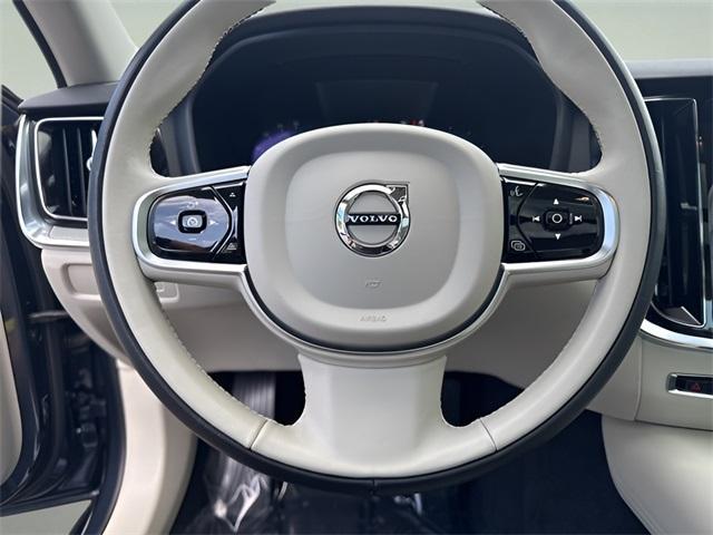 Photo of 2024 Denim Blue Metallic Volvo S60 Recharge Plug-In Hybrid