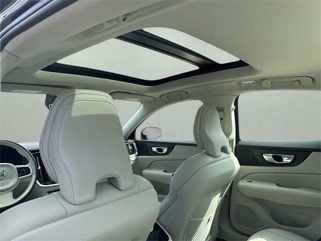 Photo of 2024 Denim Blue Metallic Volvo S60 Recharge Plug-In Hybrid