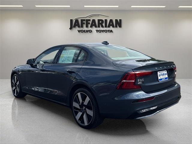 Photo of 2024 Denim Blue Metallic Volvo S60 Recharge Plug-In Hybrid