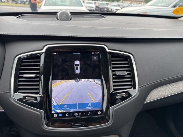 Photo of 2024 Onyx Black Metallic Volvo XC90 Recharge Plug-In Hybrid