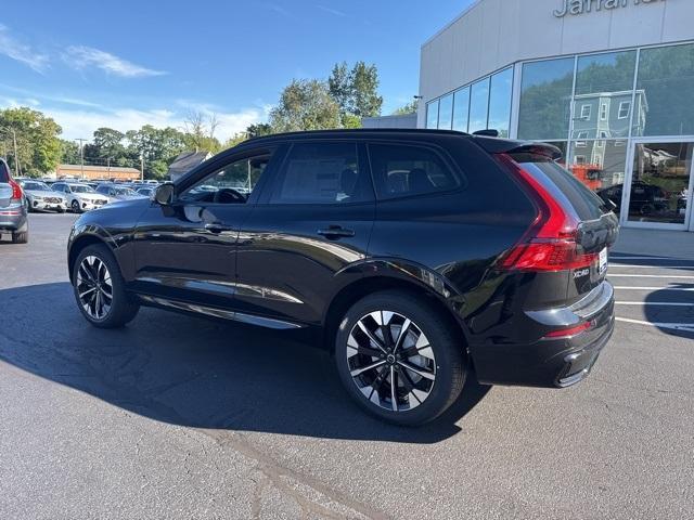 Photo of 2026 Onyx Black Volvo XC60