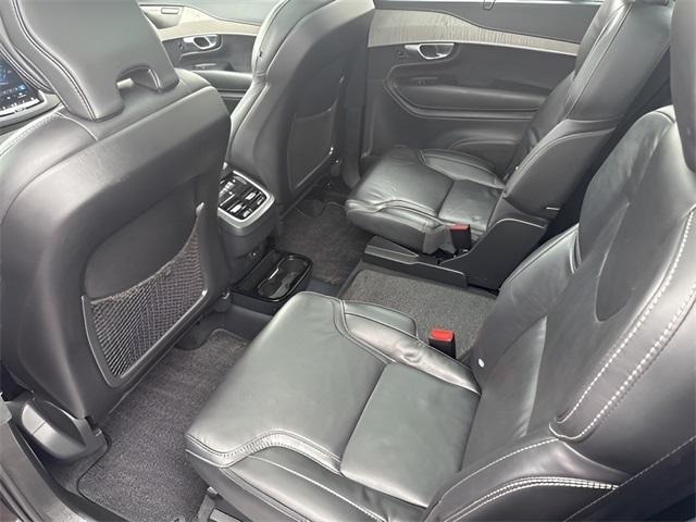 Photo of 2024 Platinum Gray Metallic Volvo XC90