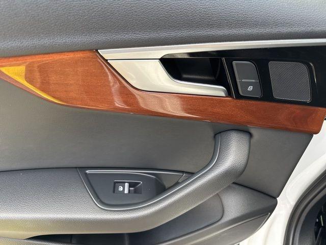 Photo of 2020 Ibis White Audi A4 allroad