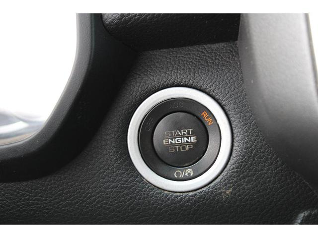 Photo of 2021 Bright White Clearcoat RAM 1500