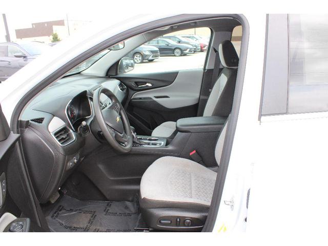 Photo of 2023 Summit White Chevrolet Equinox