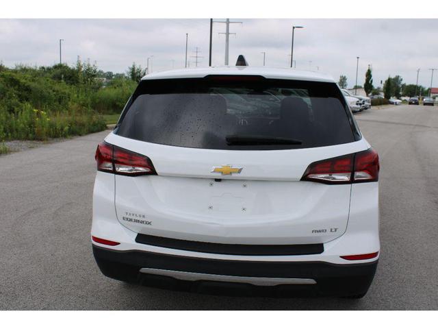 Photo of 2023 Summit White Chevrolet Equinox