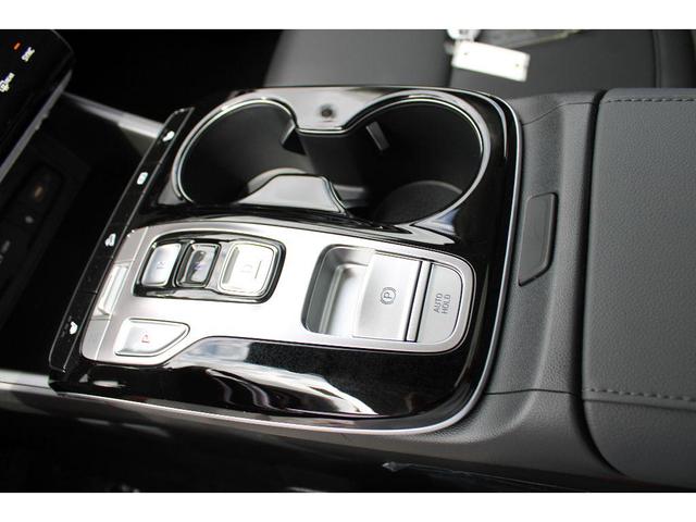 Photo of 2024 White Pearl Hyundai TUCSON Hybrid
