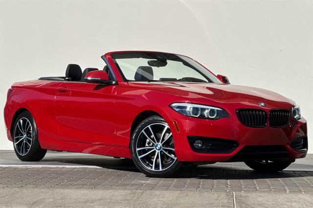 2020 BMW 230