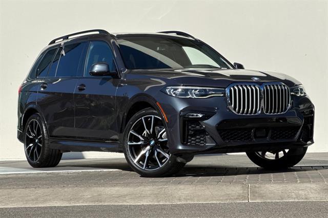 2021 BMW X7