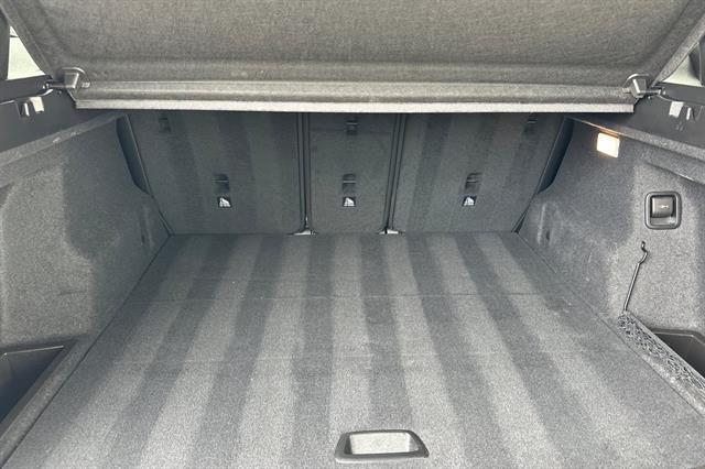 Photo of 2022 Alpine White BMW X1