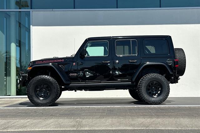 Photo of 2020 Black Clearcoat Jeep Wrangler Unlimited