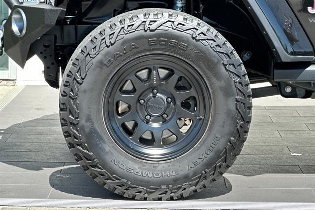 Photo of 2020 Black Clearcoat Jeep Wrangler Unlimited