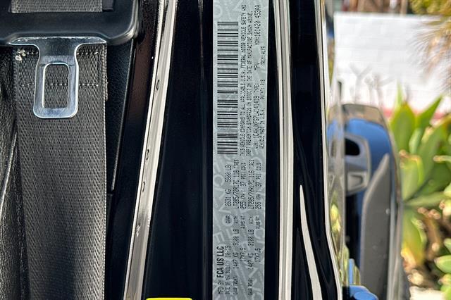 Photo of 2020 Black Clearcoat Jeep Wrangler Unlimited