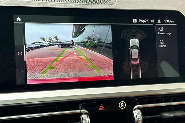 Photo of 2022 Melbourne Red Metallic BMW 330