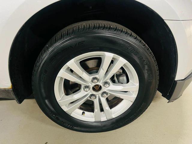 Photo of 2015 Silver Chevrolet Equinox