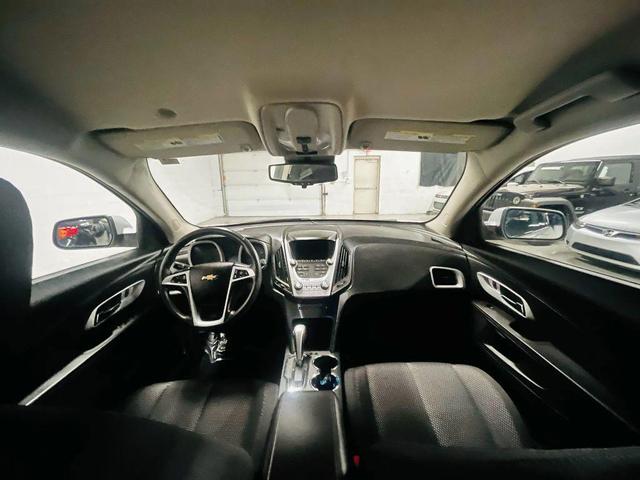 Photo of 2015 Silver Chevrolet Equinox