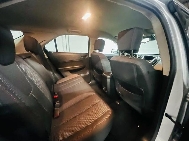Photo of 2015 Silver Chevrolet Equinox